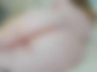 Live cam show with Ruth - Shaved on Cam Slut