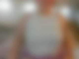 Live cam show with Ruth - Striptease on Cam Slut