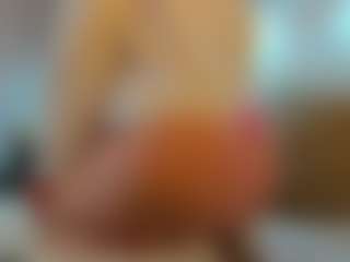 Live cam show with Ruth - Solo on TeamSkeetLive