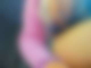 Live cam show with Ruth - Fingering on TeamSkeetLive