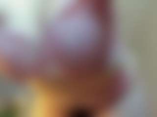 Live cam show with Ruth - Lovense on friskycurves.com