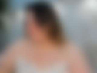 Live cam show with Ruth - Striptease Teen (18+) on Dare Cams