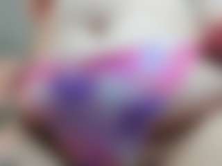 Live cam show with Ruth - Camel Toe on Dolls Live