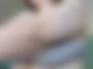 Live cam show with Ruth - Oil on Camsoda