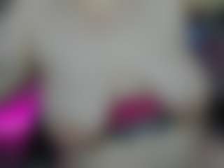 Live cam show with Ruth - Cowgirl on livesuperchat.net