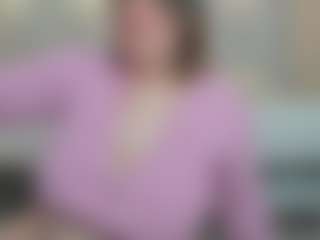 Live cam show with Ruth - Oil on Camsoda