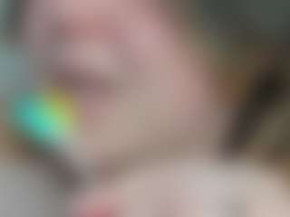 Live cam show with Ruth - Young Adult on LiveSexCams6