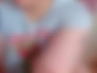 Live cam show with Ruth - Shaved on CamClone