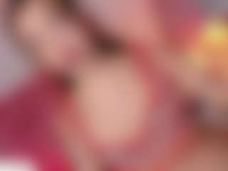 Live cam show with Sofi-hdz - Facial Piercings on CamClone
