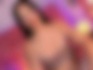 Live cam show with Sofi-hdz - Facial Piercings on crypto-cams