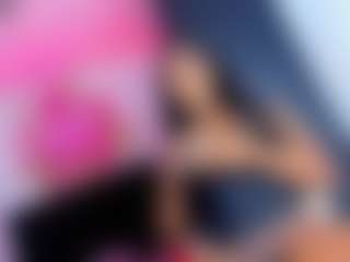 Live cam show with stheysi - Average on xplaylive.com
