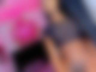 Live cam show with stheysi - Dirty Talk on Dare Cams