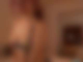 YourCarolinaaa's Live Sex Cam Show