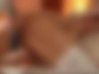 YourCarolinaaa's Live Sex Cam Show