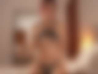 YourCarolinaaa's Live Sex Cam Show