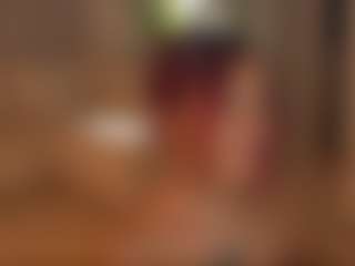 Live cam show with YourCarolinaaa - Sexy on TeamSkeetLive