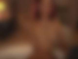 YourCarolinaaa's Live Sex Cam Show