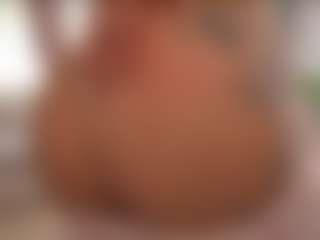 Live cam show with YourCarolinaaa - Role on Camsoda