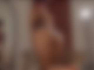 YourCarolinaaa's Live Sex Cam Show