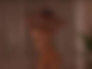 YourCarolinaaa's Live Sex Cam Show