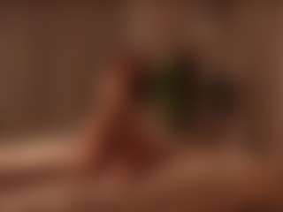 YourCarolinaaa's Live Sex Cam Show