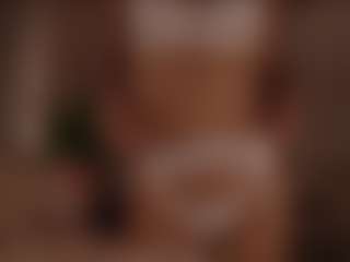 YourCarolinaaa's Live Sex Cam Show