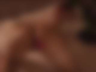 YourCarolinaaa's Live Sex Cam Show