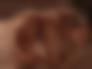 YourCarolinaaa's Live Sex Cam Show