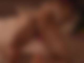 YourCarolinaaa's Live Sex Cam Show
