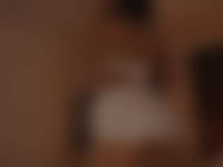 YourCarolinaaa's Live Sex Cam Show