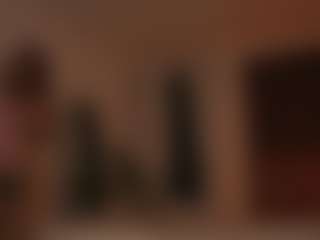 YourCarolinaaa's Live Sex Cam Show