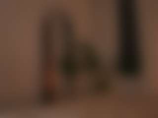 YourCarolinaaa's Live Sex Cam Show