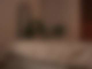 YourCarolinaaa's Live Sex Cam Show