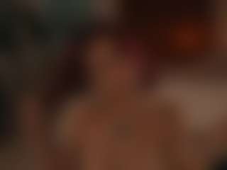 YourCarolinaaa's Live Sex Cam Show