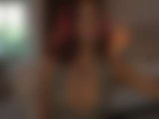YourCarolinaaa's Live Sex Cam Show