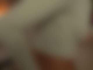 YourCarolinaaa's Live Sex Cam Show