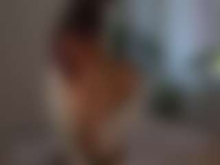 YourCarolinaaa's Live Sex Cam Show