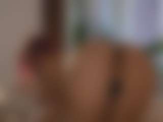 YourCarolinaaa's Live Sex Cam Show