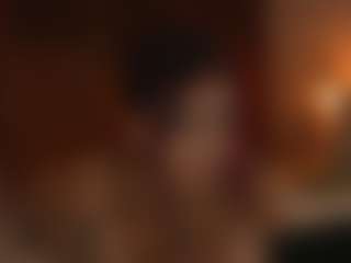 YourCarolinaaa's Live Sex Cam Show