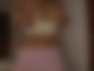 YourCarolinaaa's Live Sex Cam Show