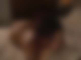 YourCarolinaaa's Live Sex Cam Show
