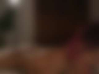YourCarolinaaa's Live Sex Cam Show