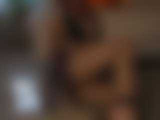 YourCarolinaaa's Live Sex Cam Show