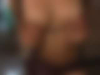 YourCarolinaaa's Live Sex Cam Show