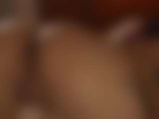 YourCarolinaaa's Live Sex Cam Show