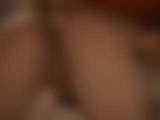 YourCarolinaaa's Live Sex Cam Show
