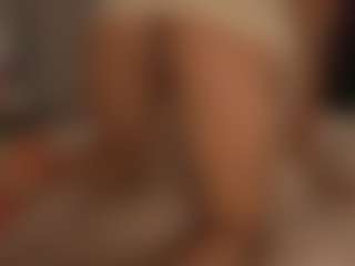 YourCarolinaaa's Live Sex Cam Show