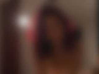 YourCarolinaaa's Live Sex Cam Show