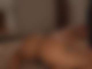 YourCarolinaaa's Live Sex Cam Show