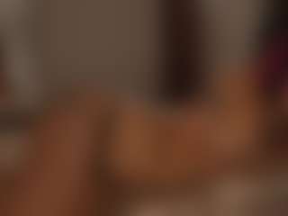 YourCarolinaaa's Live Sex Cam Show